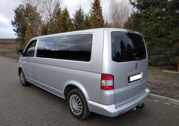 Volkswagen Caravelle cena 36900 przebieg: 296000, rok produkcji 2004 z Działoszyn małe 254